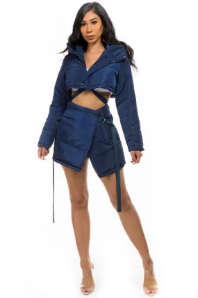 NAVY PUFFER CROP COAT