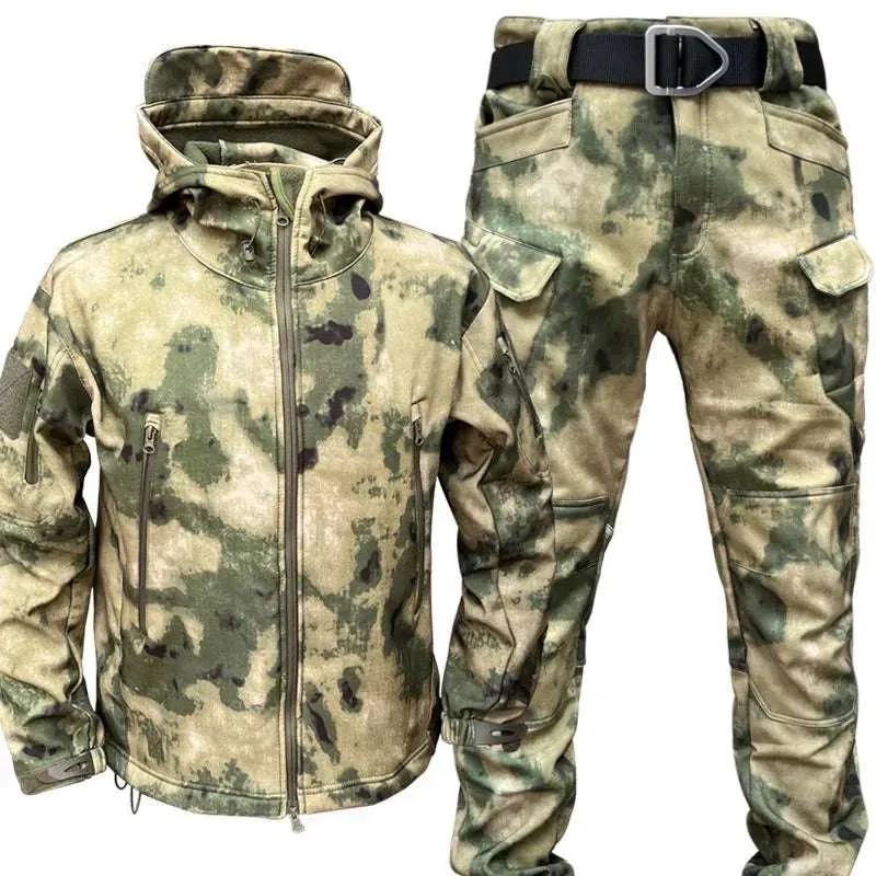 Outdoor Soft Shell Hunting Jacket Set Men