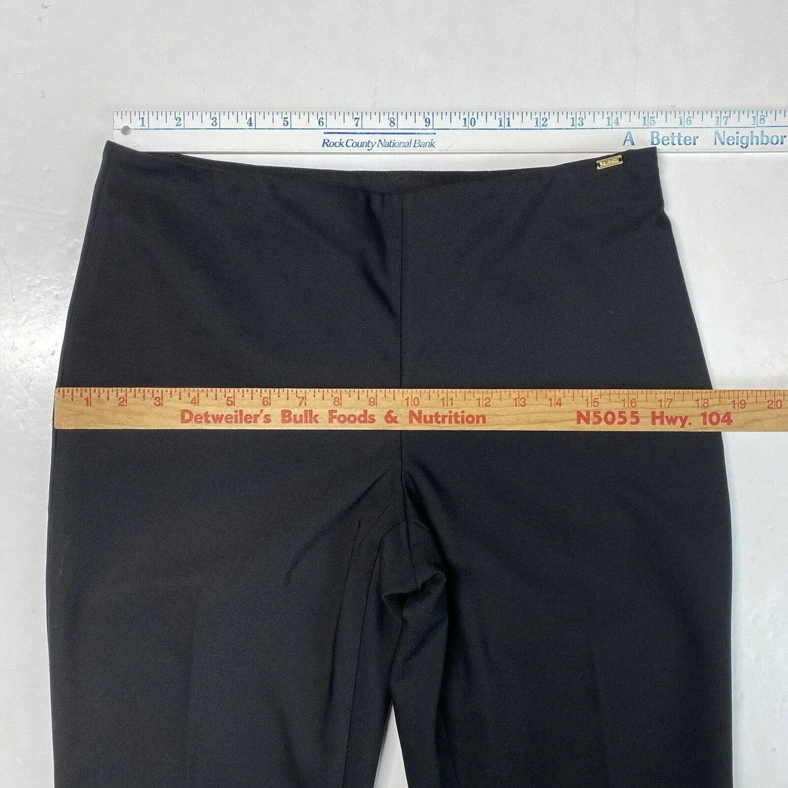 St John Sport Black Cropped Dress Pants Sz 6 Womens Midrise EUC USA